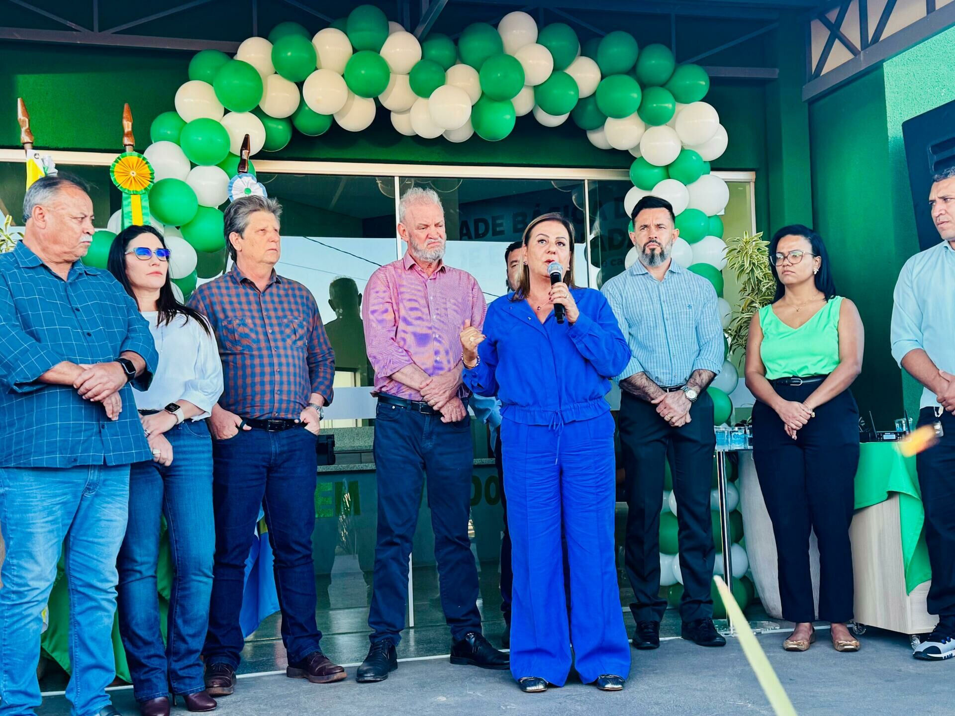 Imagem de compartilhamento para o artigo Adriana Tobal anuncia novas obras e entrega ESF Esplanada com atendimento humanizado em Chapadão do Sul da MS Todo dia